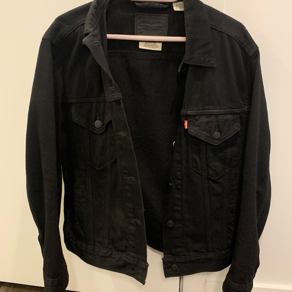 Levi’s ex boyfriend trucker jacket - Picture 3 of 7